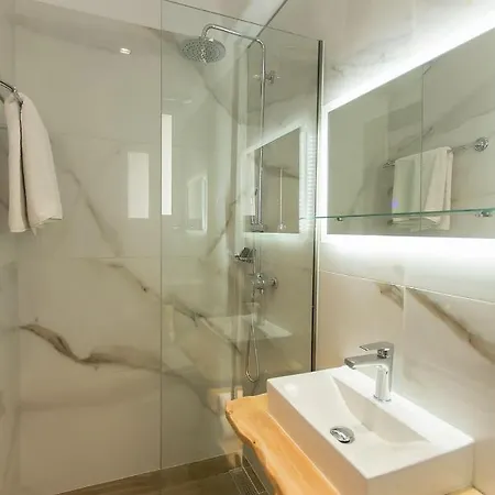 Deluxe Town Hall Square Flat In Historical Center 2 Apartament *